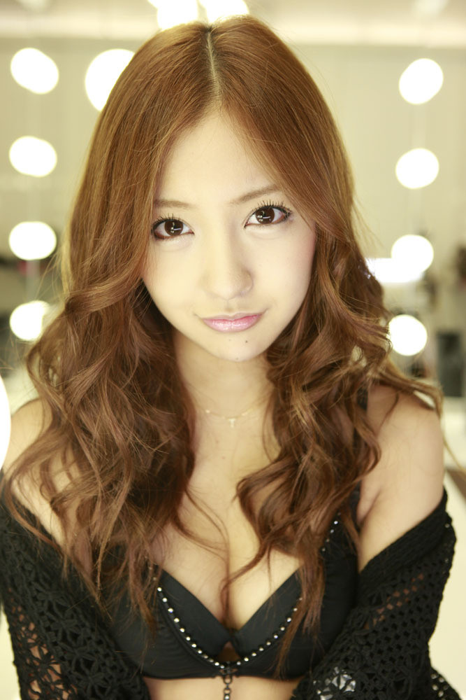 板野友美画像9